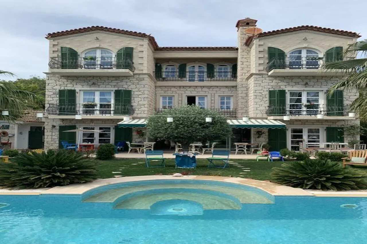 Yuga Alacati Hotel